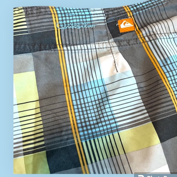 Quicksilver board shorts - Picture 5 of 5